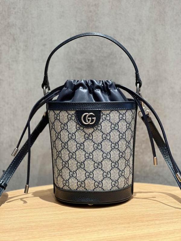 Gucci Handbags 263